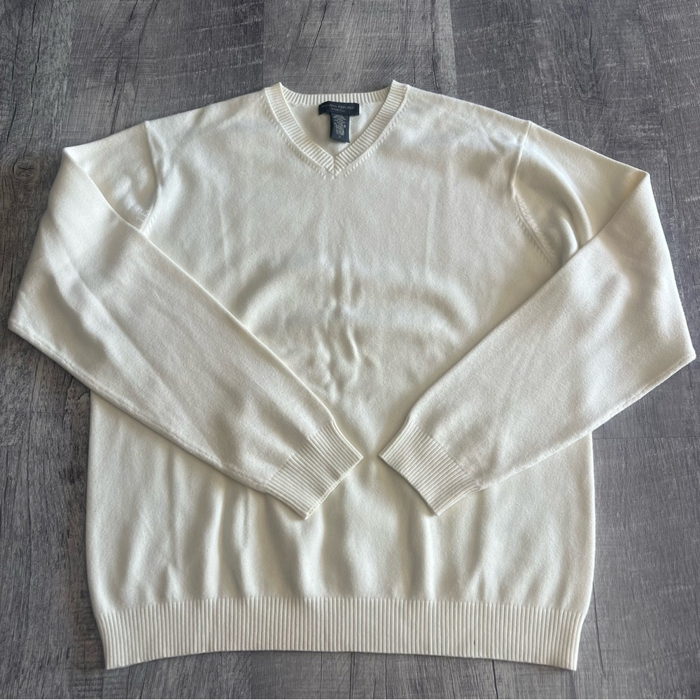 Banana Republic Cream V-Neck Sweater